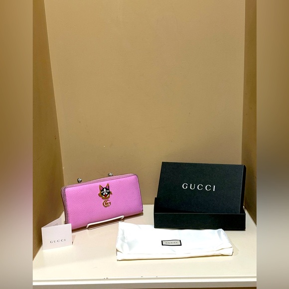 Gucci Pink GG Marmont Leather Limited
Edition Bosco Zip Around Wallet - Picture 1 of 14